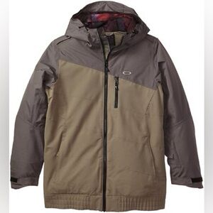 Oakley women’s ski jacket